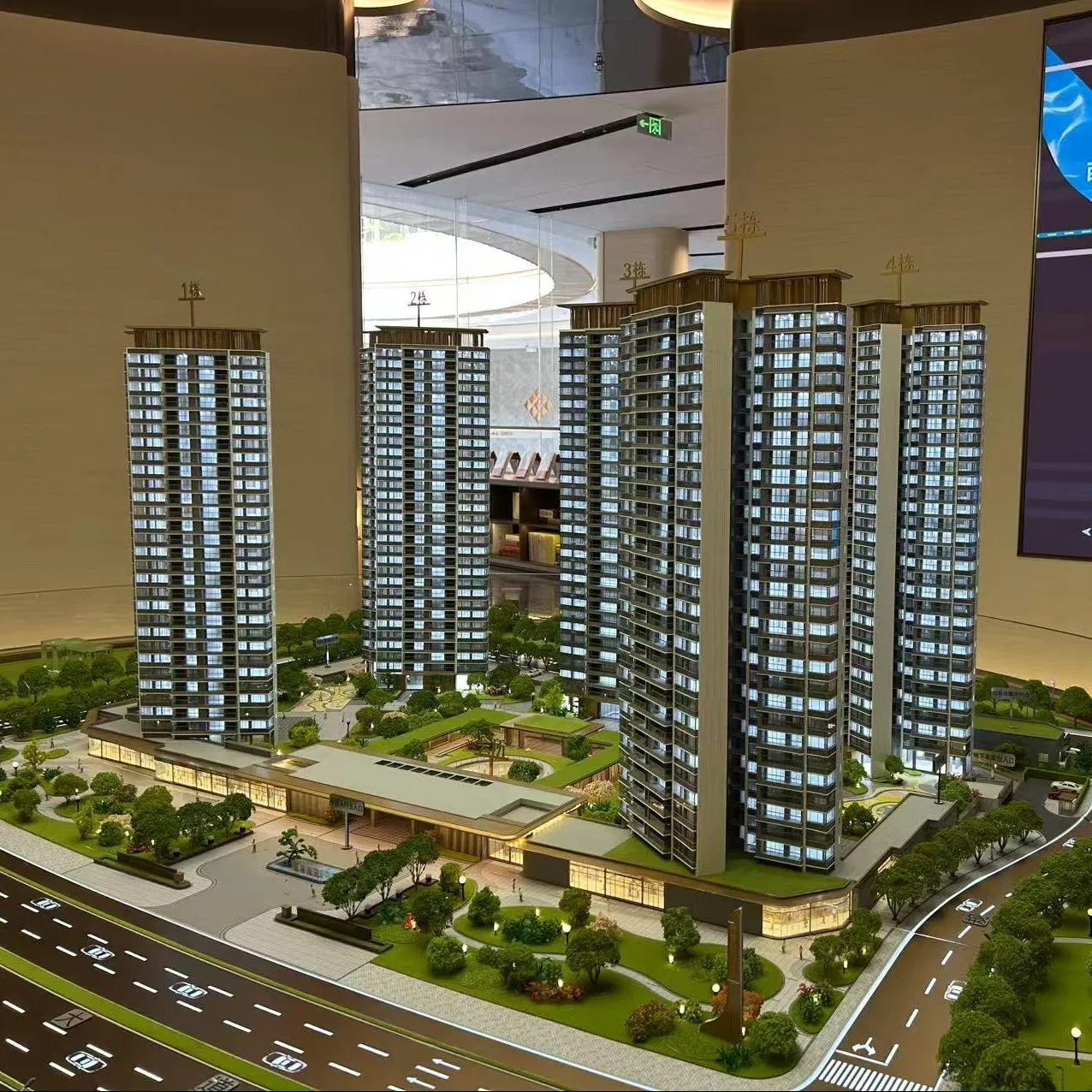 High Quality 3D Building Models with Lights for Real Estate Sales