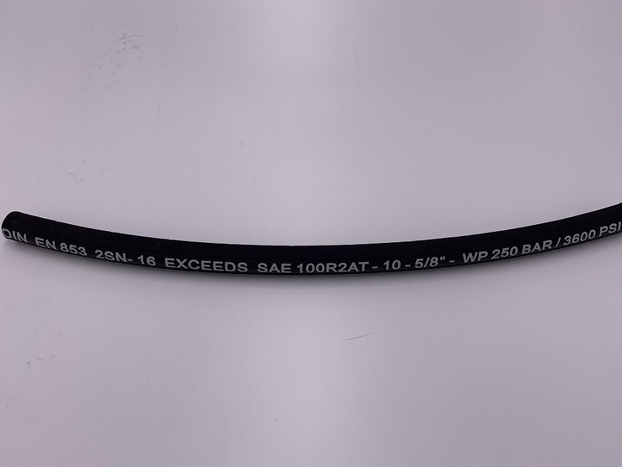 Smooth or Wrapped SAE R1 R2 Wire Braided Hydraulic Hose