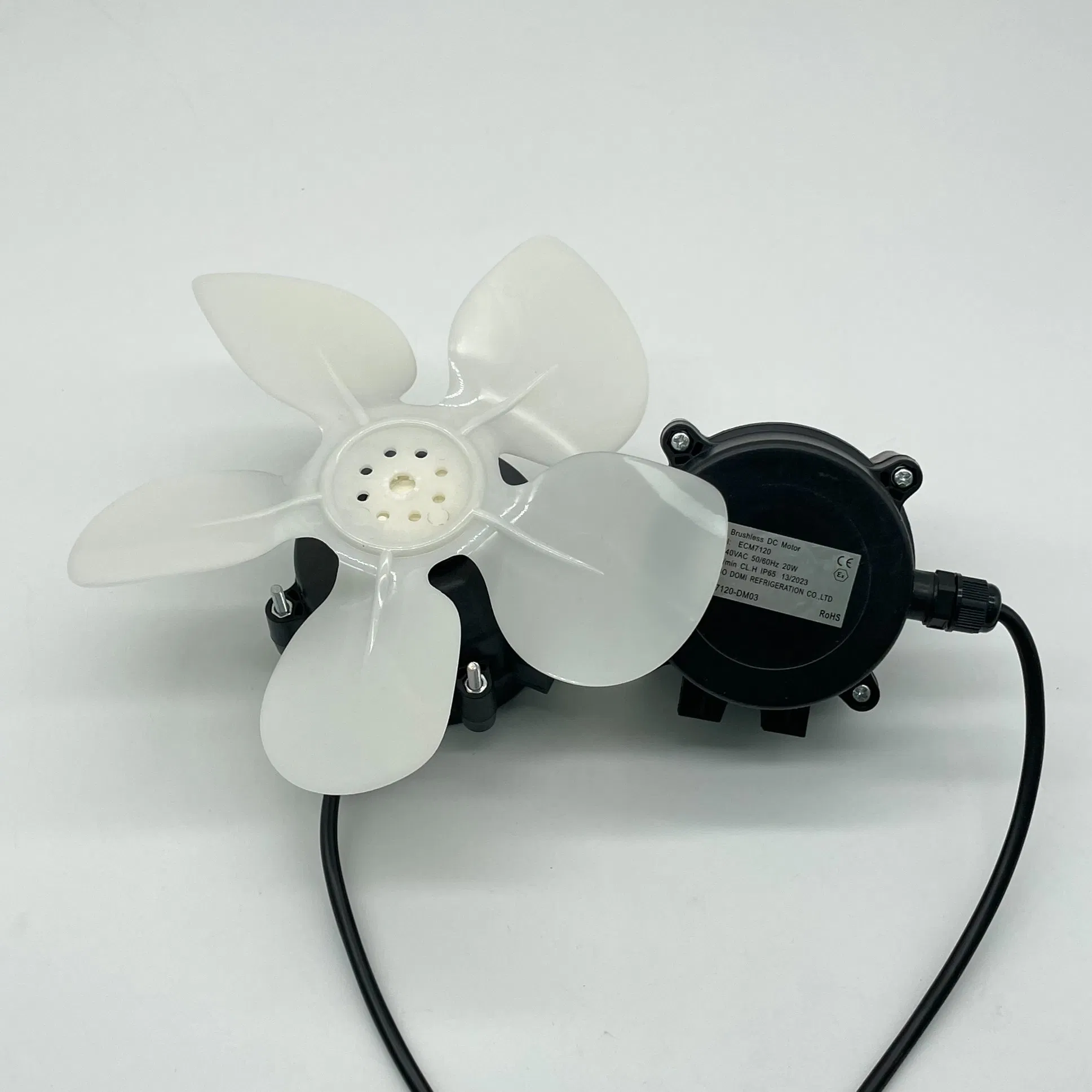Capacitor Capacitor 12V DC Ec Motor for Refrigerator Electrical Condenser Ec Motor