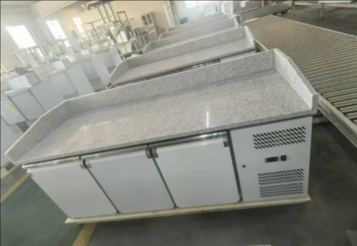 RoHS CE TUV 580L Ventilated with Marble Granite Prep Table Commercial Double Doors Smart Refrigerator for Commercial Restaurant Hotel Chiller Counter