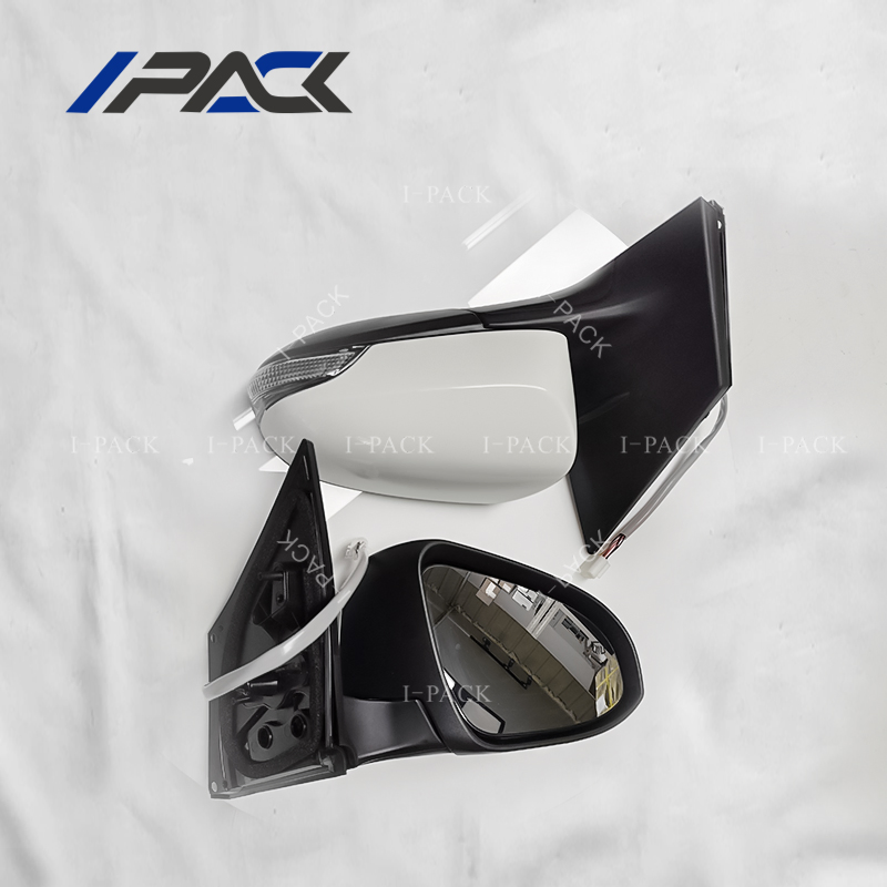 Боковое зеркало для Toyota Corolla 2017 (7 контактов, с подсветкой и обогревом)