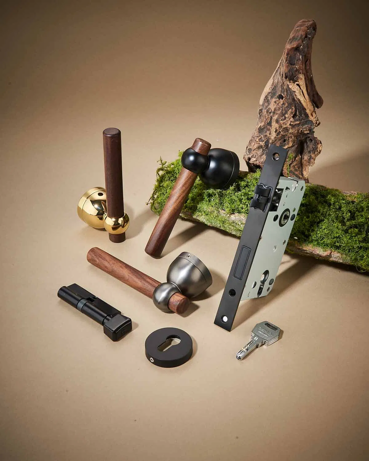 Premium Heavy-Duty Door Lock with Elegant Design Features
