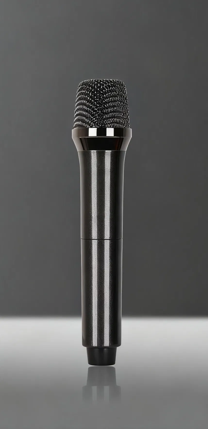 Premium UHF Wireless Microphone for Professional Audio Recording