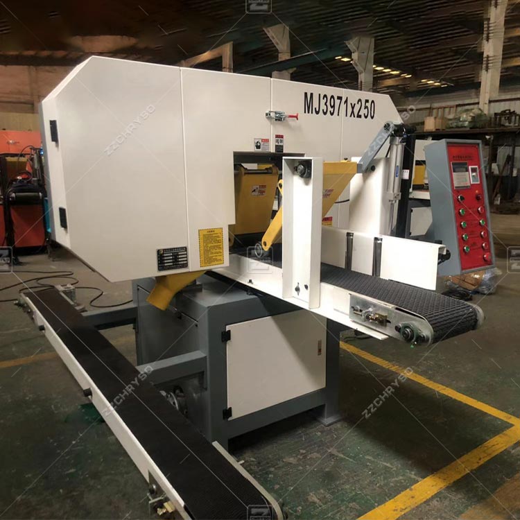 Ленточная пила по дереву горизонтальная автоматическая