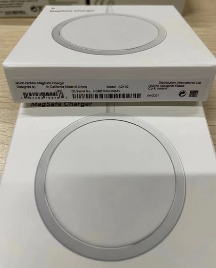High Quality 15W Magsafe Charger Magnetic Wireless Charger