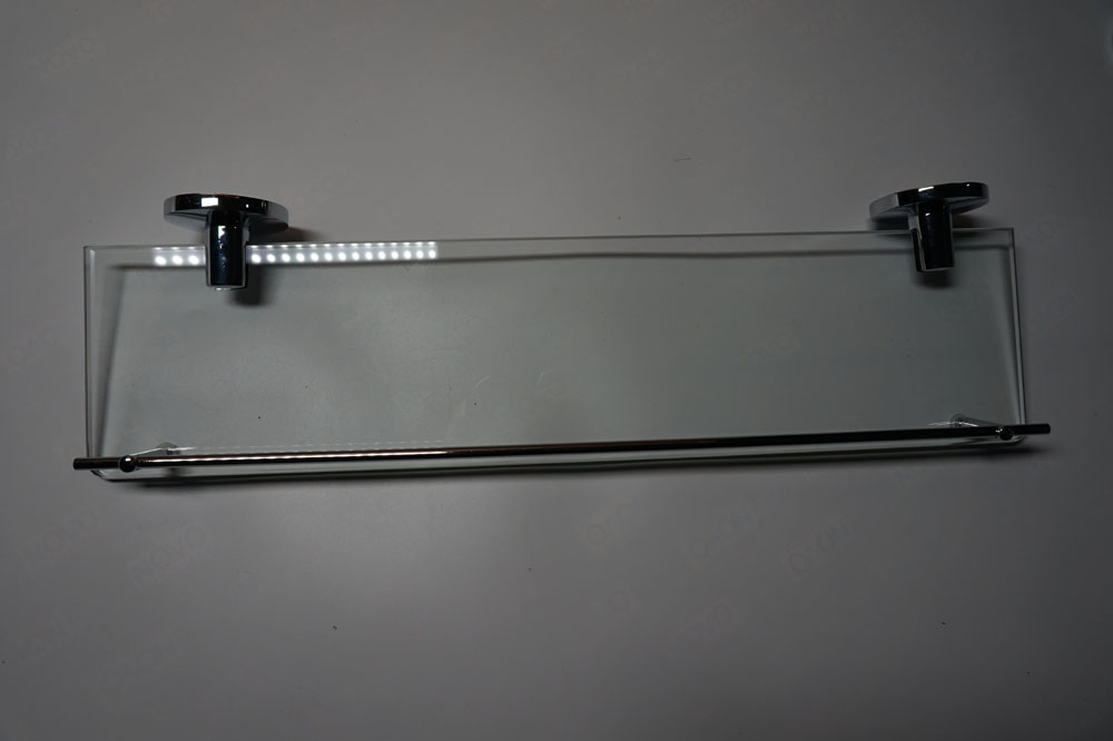Настенная стеклянная полка хром 50см