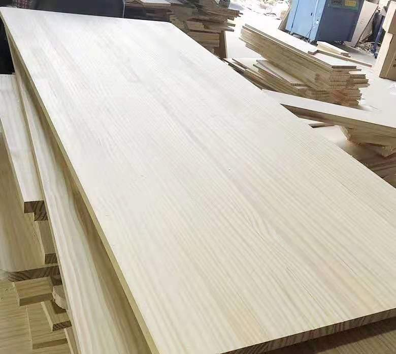 4*8 Pine Timber Raw Material Solid Wood Pinus Radiata Pine Timber Board Wall Paneling