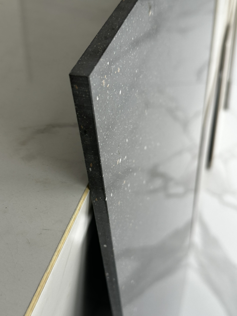 New Full Body Artificial Stone Porcelain Tiles 1200X600X9mm Size