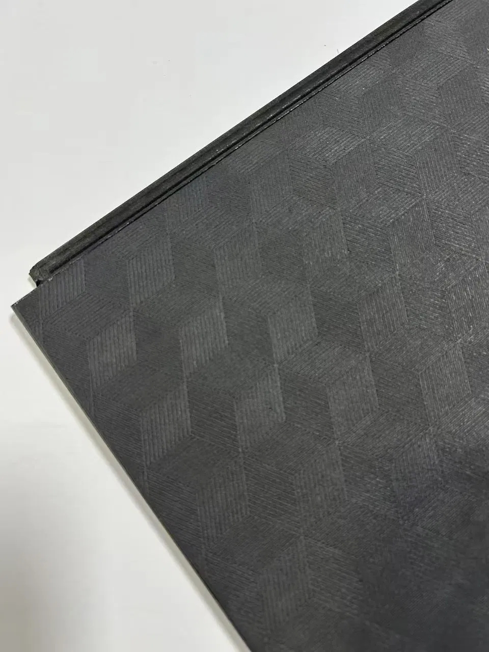 Eco-Friendly Wear Resistant Waterproof Eir Finish Black Core Laminate Flooring