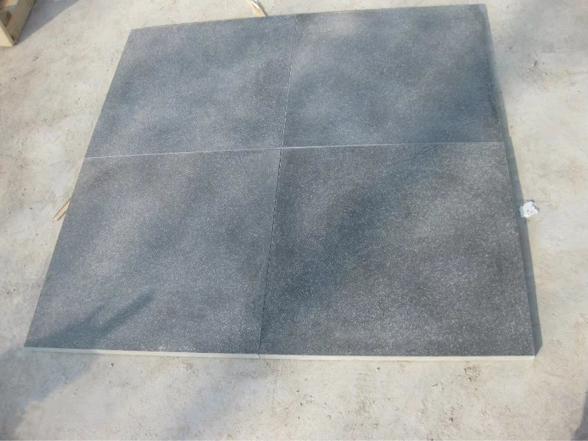 Building Material Natural Limestone Pickling/Acid/Honed Bluestone for Floor Tiles and Paving Stone and Wall Cladding/Facade