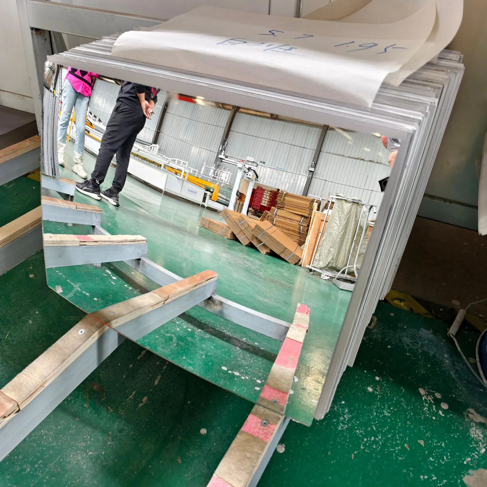 Wholesale Durable Curved Mirrors Anti-UV Concave Convex Mirror for Gym Showroom