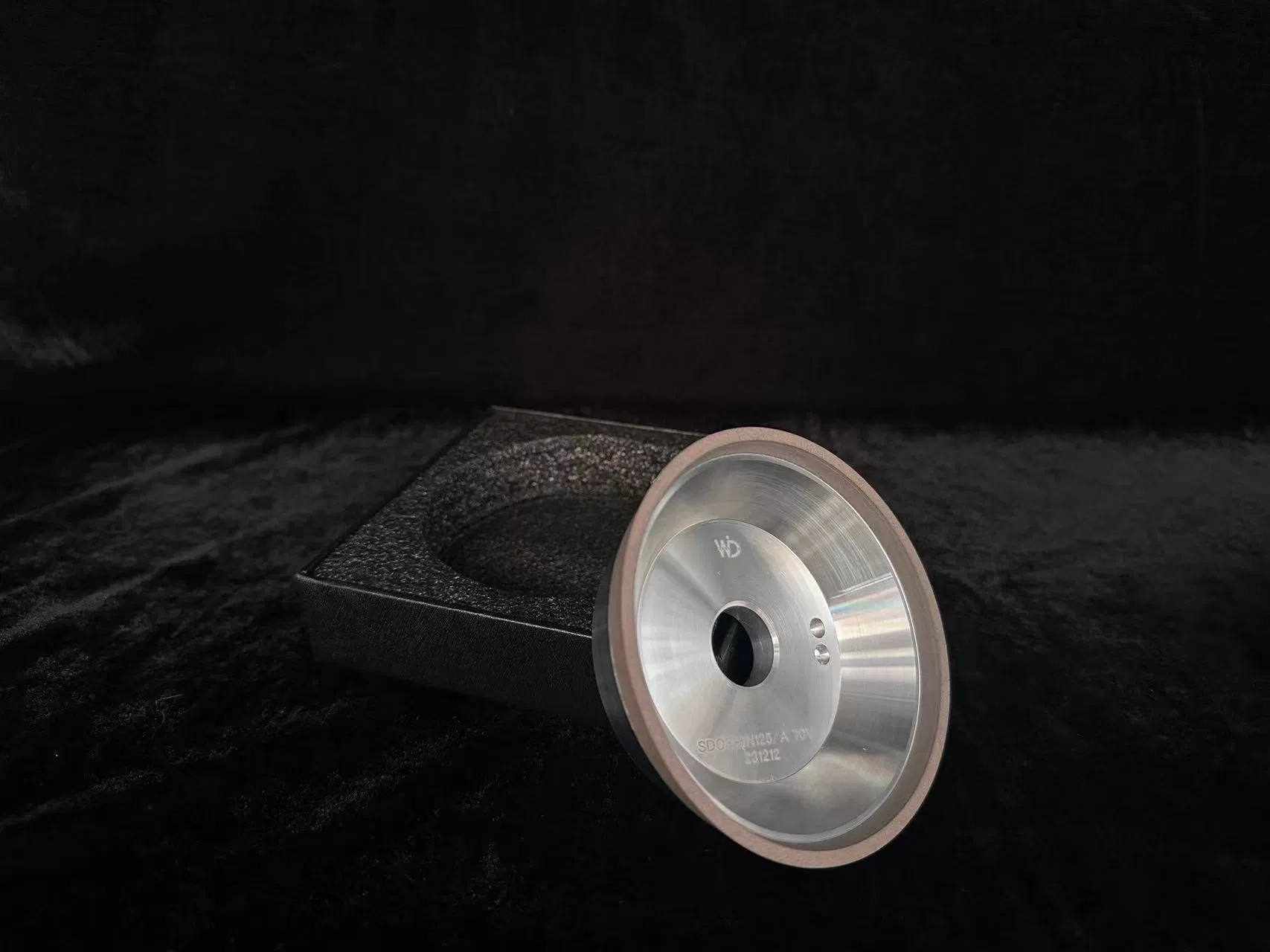 Diamond Tool for High-Efficiency Grinding and Cutting with Hard Resin