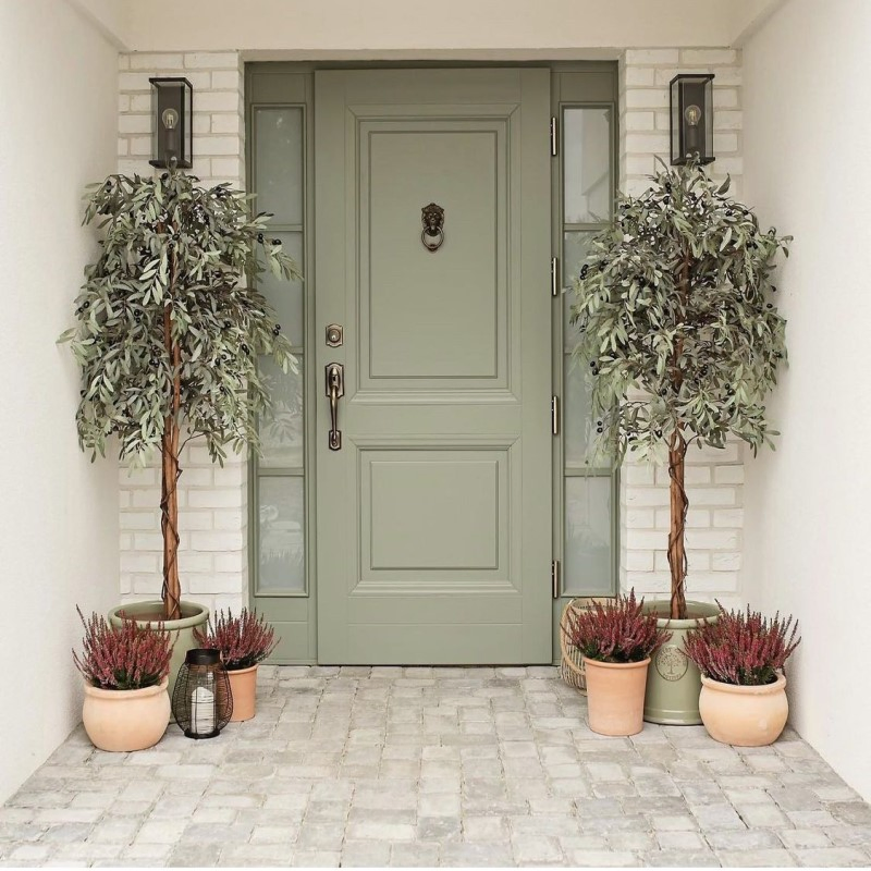 Stunning Single Wooden Villa Entryway Classic Solid Wood Shaker Entry Door