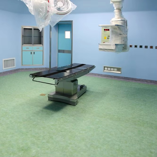 Hospital Thickened Wear Resistant Anti Static Homogeneous Translucent PVC Flooring