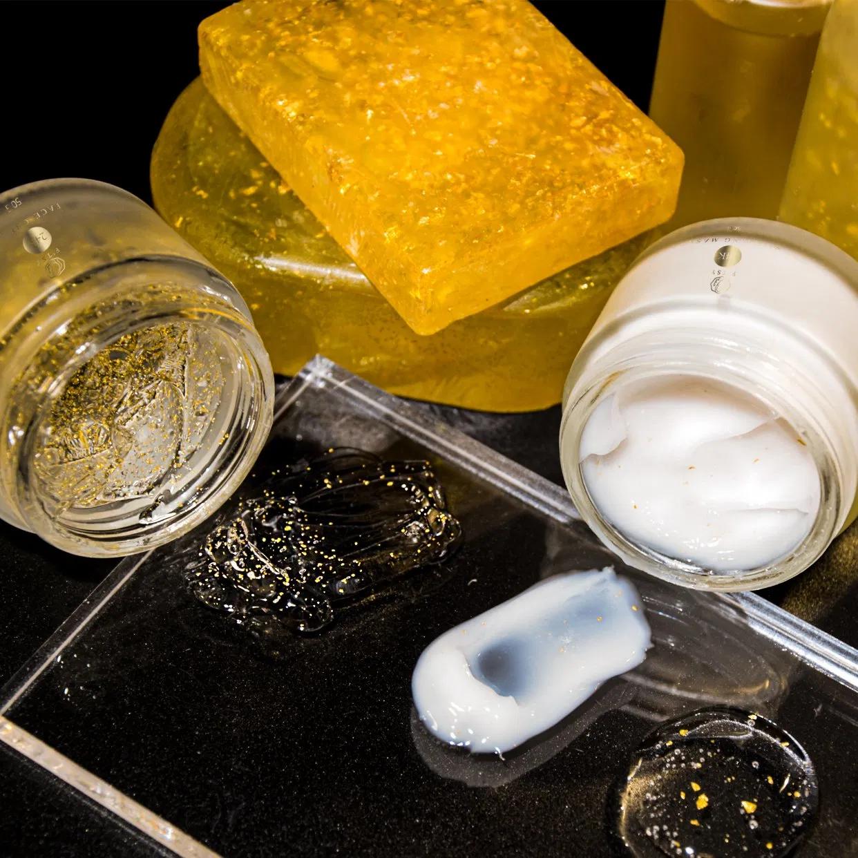 24K Gold Luxury Skin Care Set Facial Skin Care Kit for All Skin Types