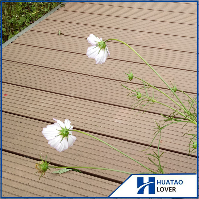 Garden Flooring Hard Wearing Composite Waterproof Patio WPC Outdoor Decking