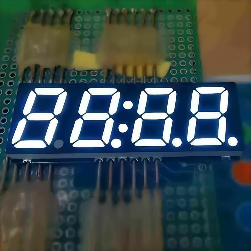 Ultra Bright White 4 Digit 0.56" SMD 7 Segment LED Display for Instrument