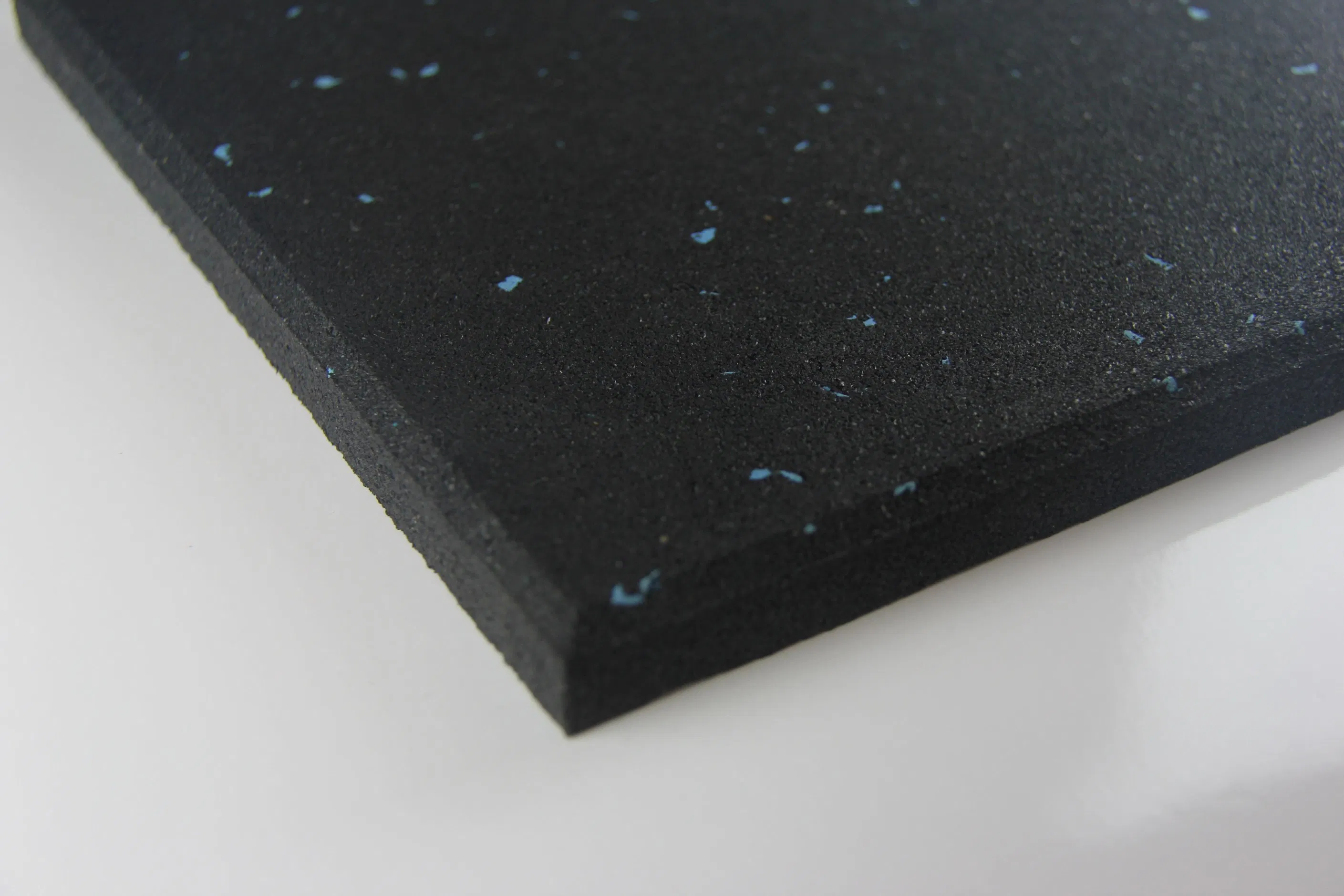 Резиновое покрытие для спортзала 1м х 1м х 20мм