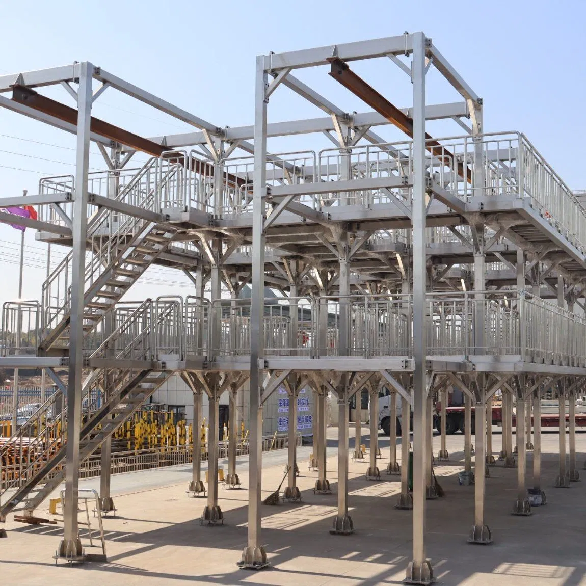 Heavy Duty Steel with High Strength and Toughness