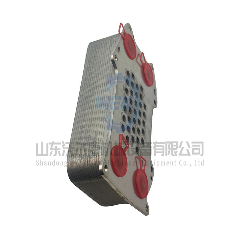 Маслоохладитель 04254427 04915764 для Volvo D6e и Deutz 2012