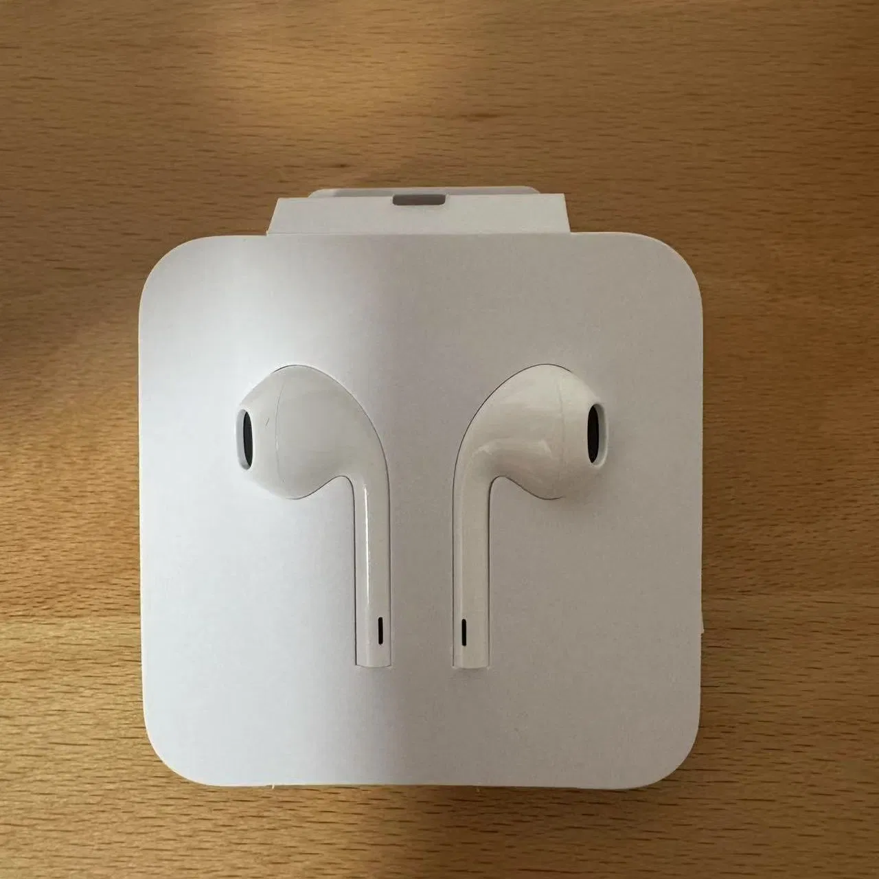 1: 1 Wired Original High-Quality Sound Quality Earphones Factory Wholesale