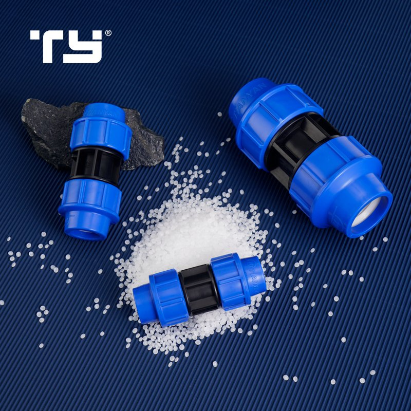 PP PVC CPVC Compression Irrigation Pipe Socket Coupling Tee Elbow Male Femal Adapter Fitting for HDPE Pipe