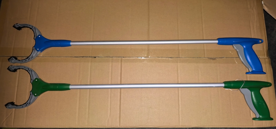 Outdoor Litter Cleaning Reaching Tool and Trash Pick up Tools