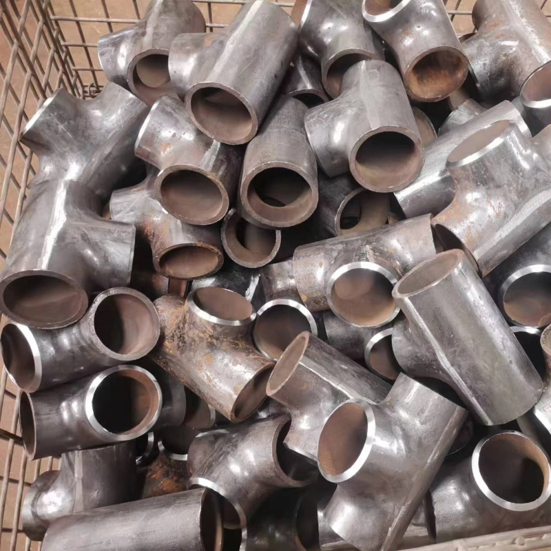 ANSI B16.5 Butt-Weld Pipe Fitting Carbon Steel Seamless Equal Tee for Gas