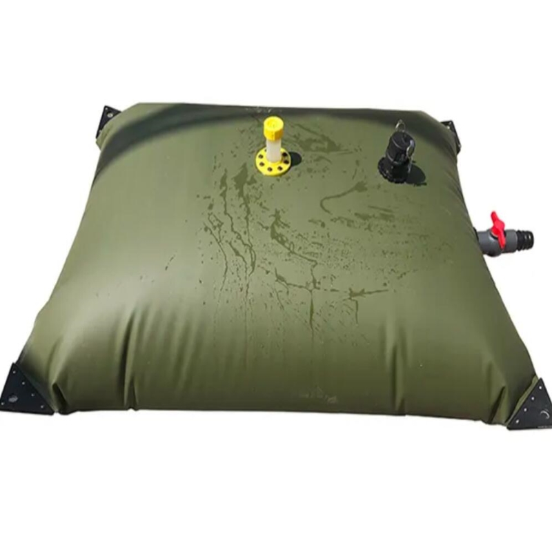 Flexible 0.9mm PVC Tarpaulin Inflatable Water Bladder Tanks