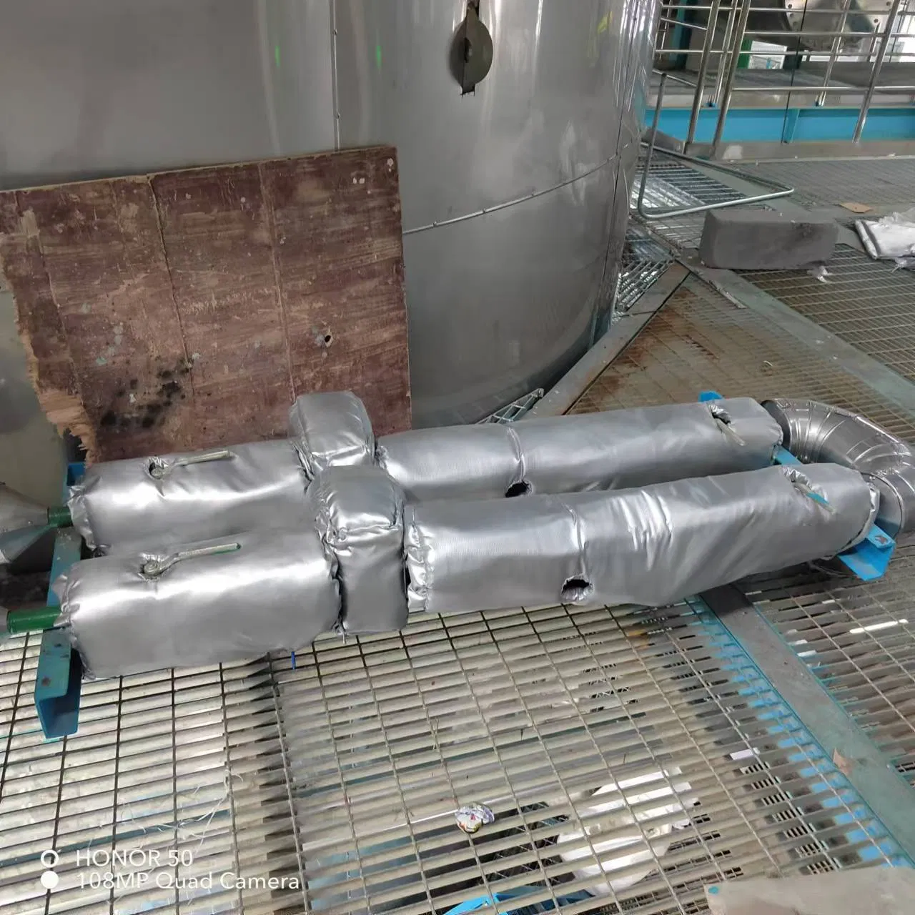 Pipe Equipment Silicone Coating Fabric Stripping Thermal Insulation Cover