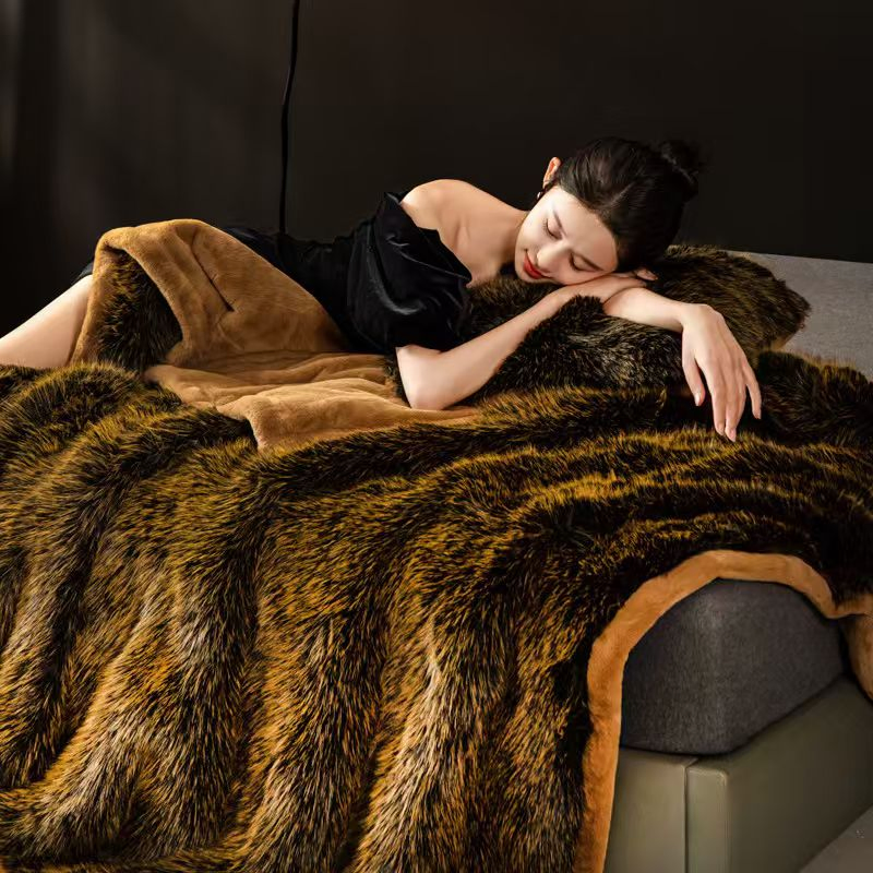 Ultra-Soft Faux Rabbit Fur Blanket for Warmth on Cold Nights