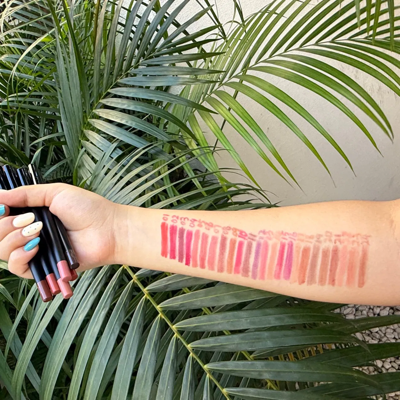 Private Label 24 Colors Available Lip Liners Waterproof Vegan High Quality