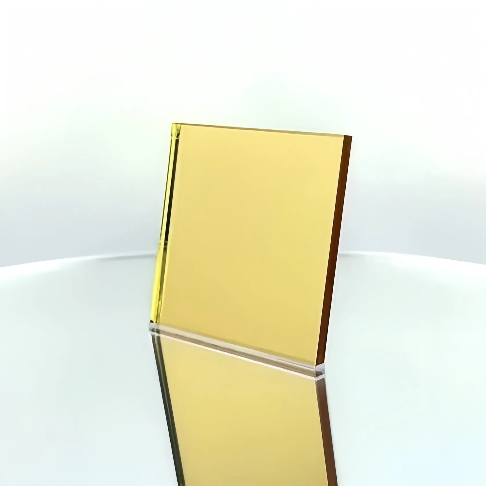 Vibrant 1.5mm Acrylic Mirror Sheets for Stunning Wall Decor