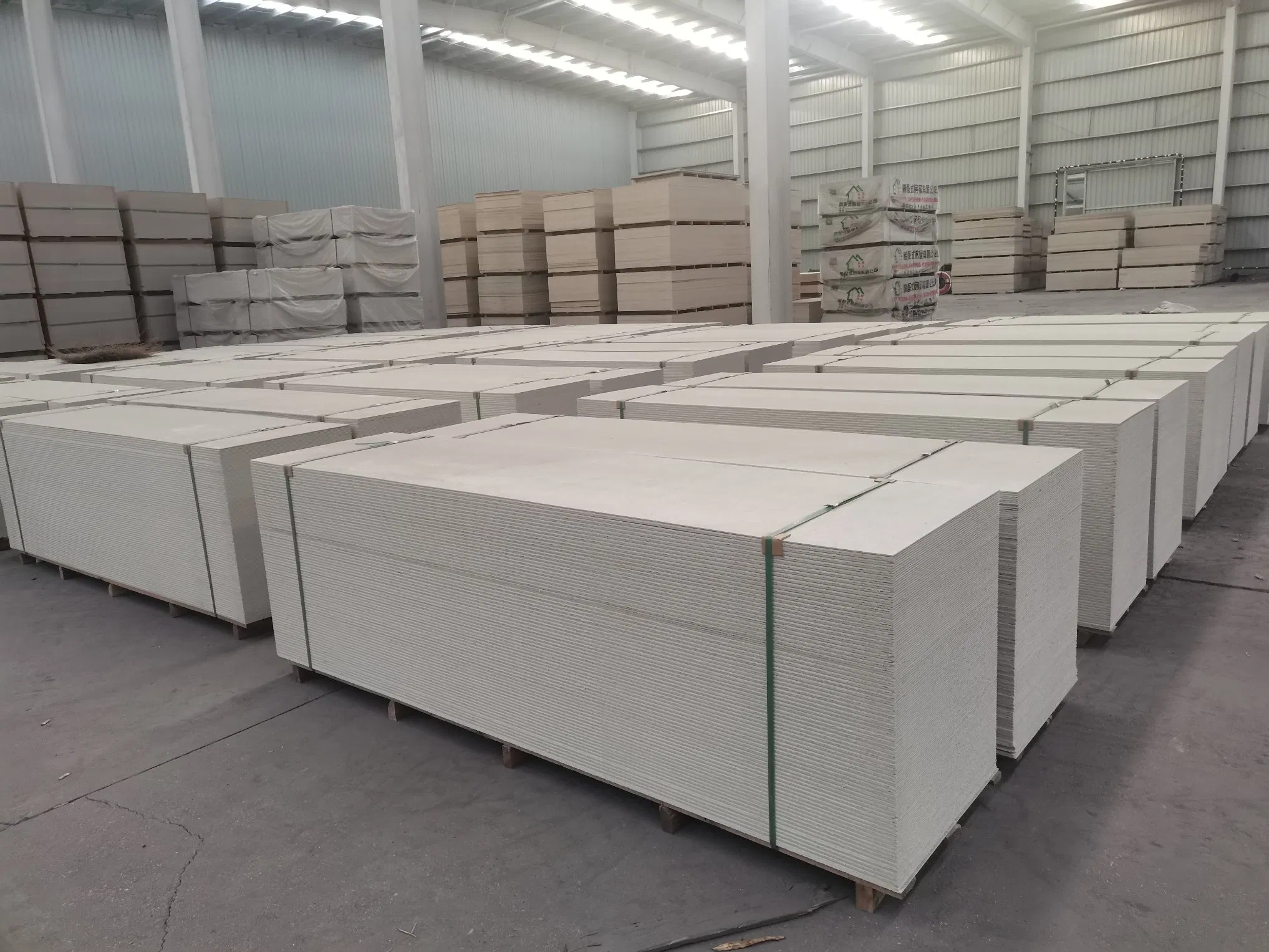 Refractory Calcium Silicate Board Building Materials Fire Proof Thermal Insulation