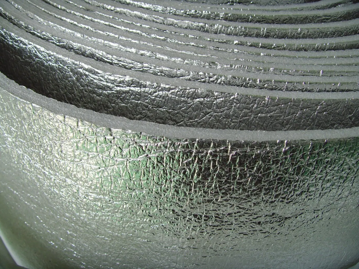 Chase Blue Pack High Reflectivity Thermal Foam Foil Insulation Damp Proof Tear Resistant Heat Insulation Material