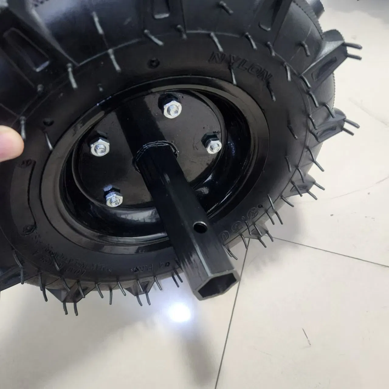3.50-6 Lug Tread Rubber Tire and Wheel