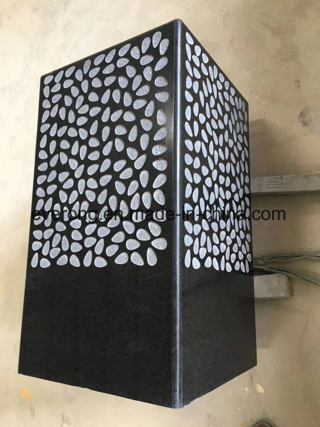High Polished Basalt Block for Landscaping Decoration