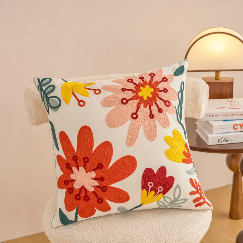 Xinlan Home Decor Cotton Cushion Cover Pillowcase Square Floral Customized Embroidery Cushion Cover