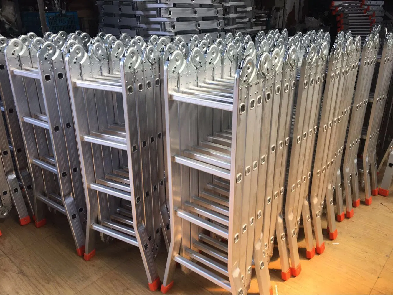 Aluminum 16 Step Foldable Extension Collapsible Aluminum Combination Ladder