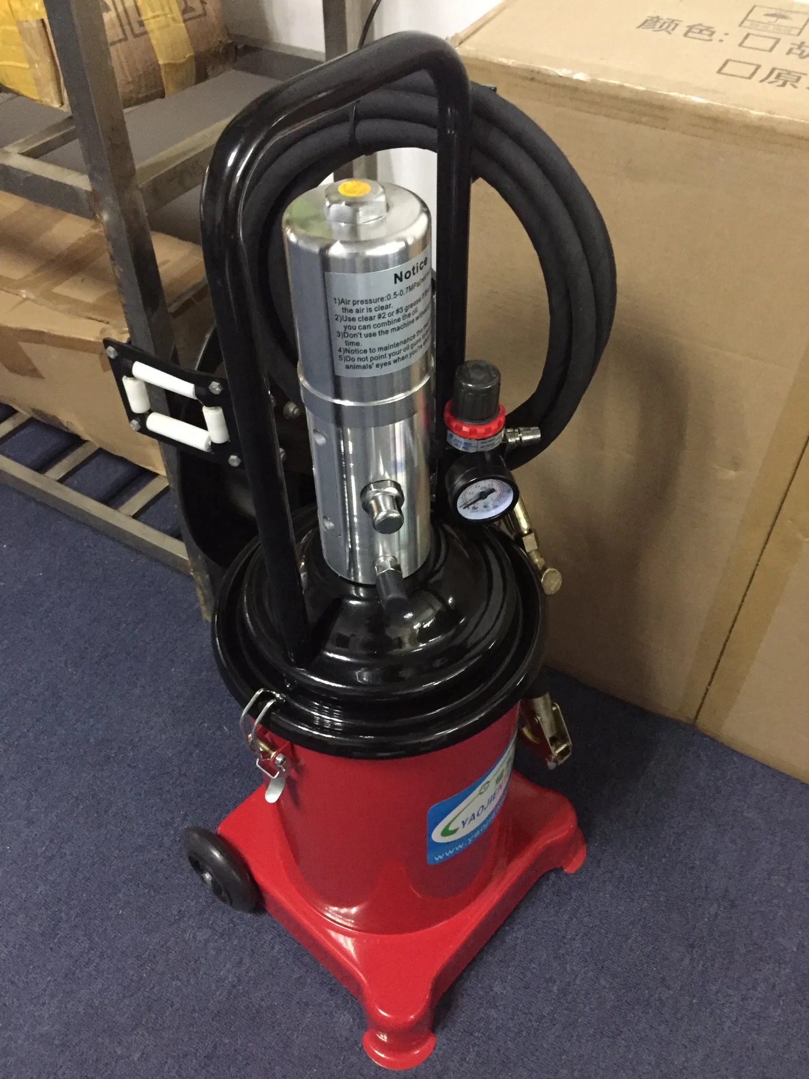 13kg Pneumatic Grease Pump Gun Air Operated Grease Pump