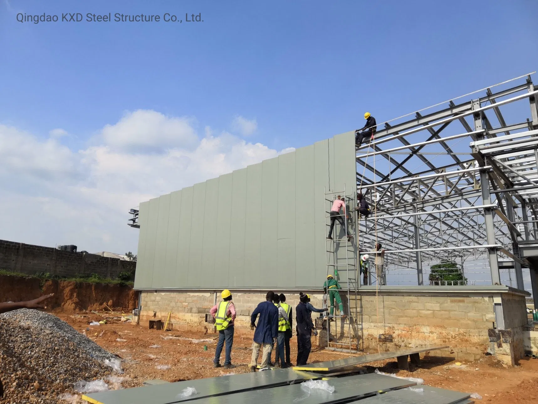 Prefabricated Light Modular Apartment Factory Construction Steel Structure with Easy Installation