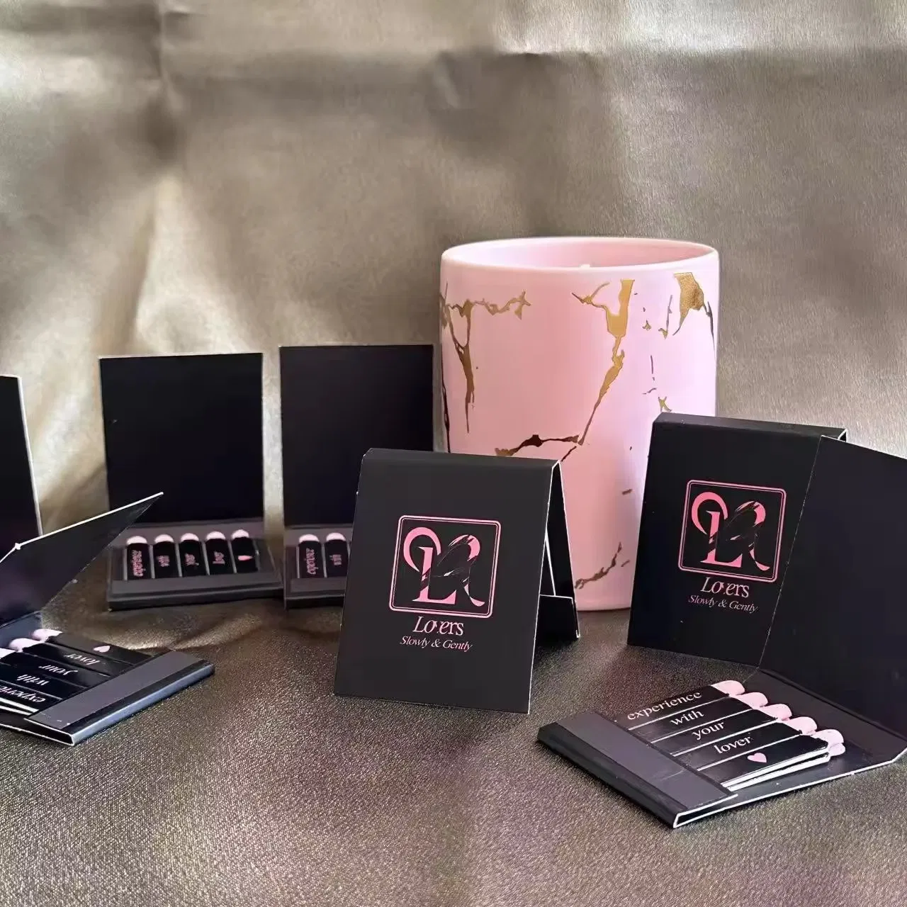 Wholesale Custom Wood Matches Advertising Personalized Colored Wooden Safety Candle Matches Sticks Matchbooks