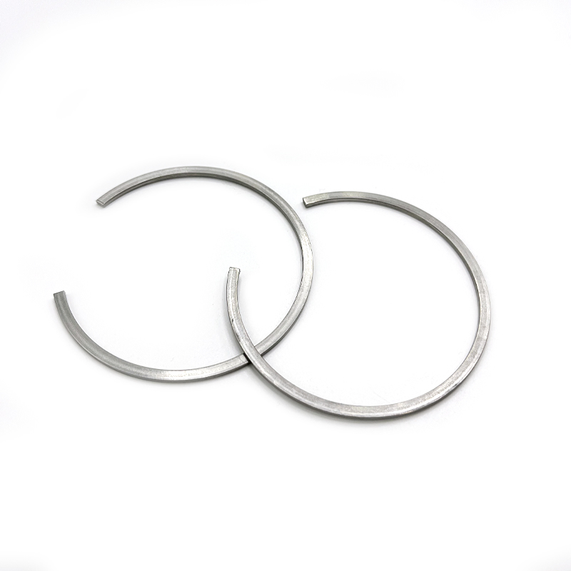 Поршневое стопорное кольцо из плоской стальной проволоки