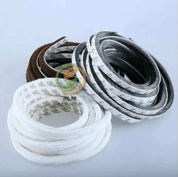 Factory Price Brush Wool Pile Weatherstripping Silicone Sealing Strip Large Door Seal Weather Strip Black/Grey Strip 48*600/700800/900 mm