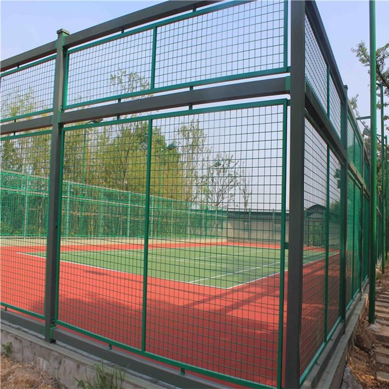 Stadium Barbed Wire Mesh Wall Green Isolation Purse Seine