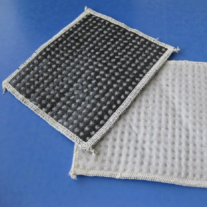 Bentonite Waterproofing Blanket Geosynthetic Clay Liner Gcl for Landfills