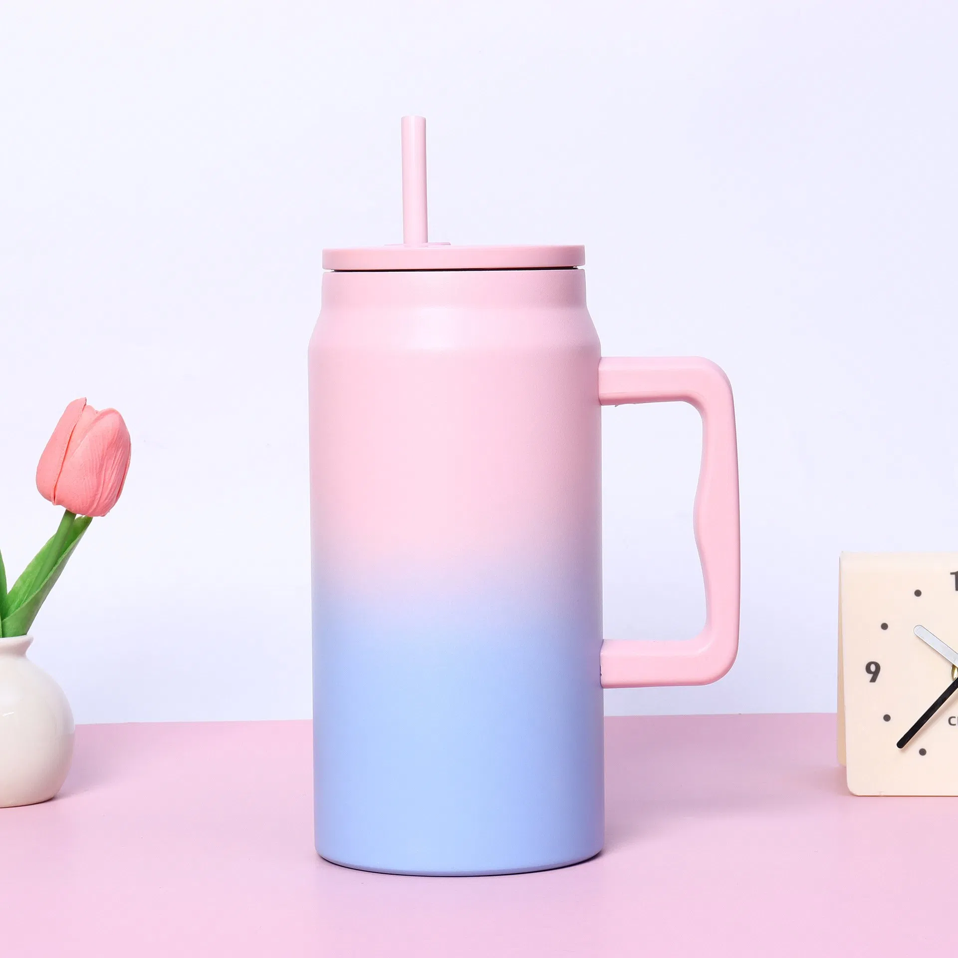 New Arrival Whosale 50oz Stainless Steel Tumbler Water Bottle Car Cup Mugs Thermo with Handle and Straw Vacuum Insulated Customized Accept