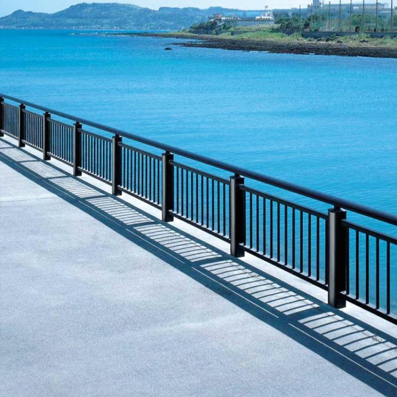 Eco-Friendly Riverside Guardrail with a Design That Minimizes Impact on The Natural Ecosystem