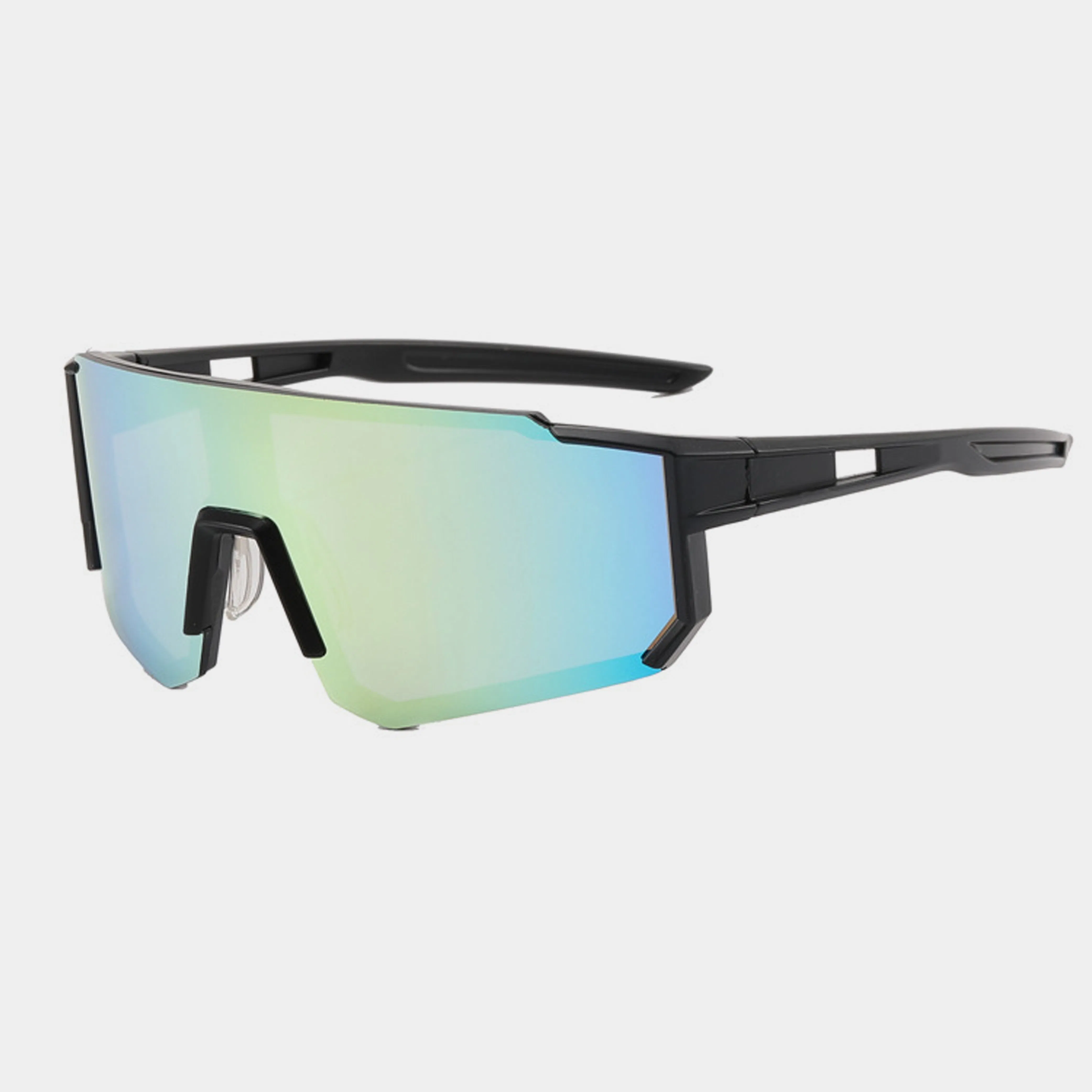 Durable PC Sport Sunglasses with Anti-Scratch Mirror Coated Lens