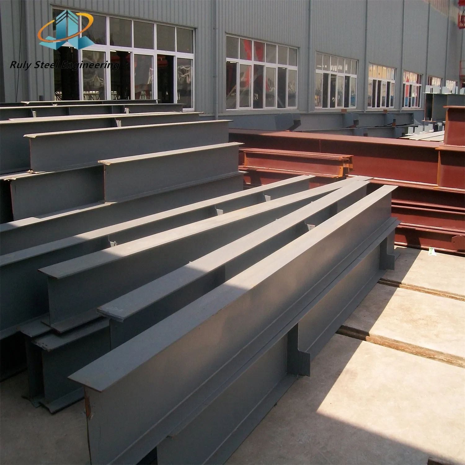 Good Seismic Performance Aluminum Alloy Window Made in China Prefab Structure Steel Warehouse